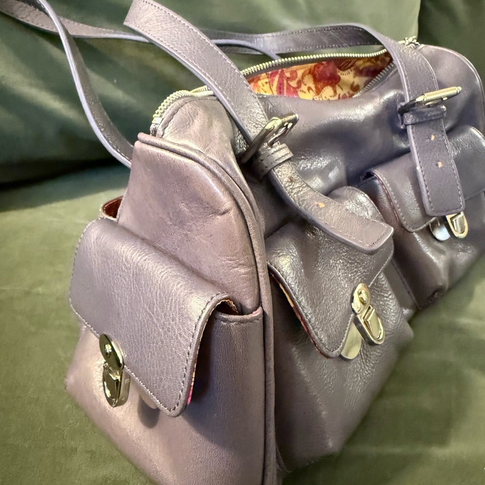 Lavender Leather Handbag by MAXX New York - Picture 5 of 8